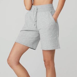 Alo yoga High-Waist Easy Sweat Short - grey, XXS size